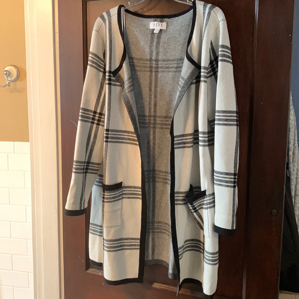 Black and cream checked open sweater